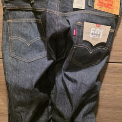 Mens Levi Blue Jeans Size 38x32