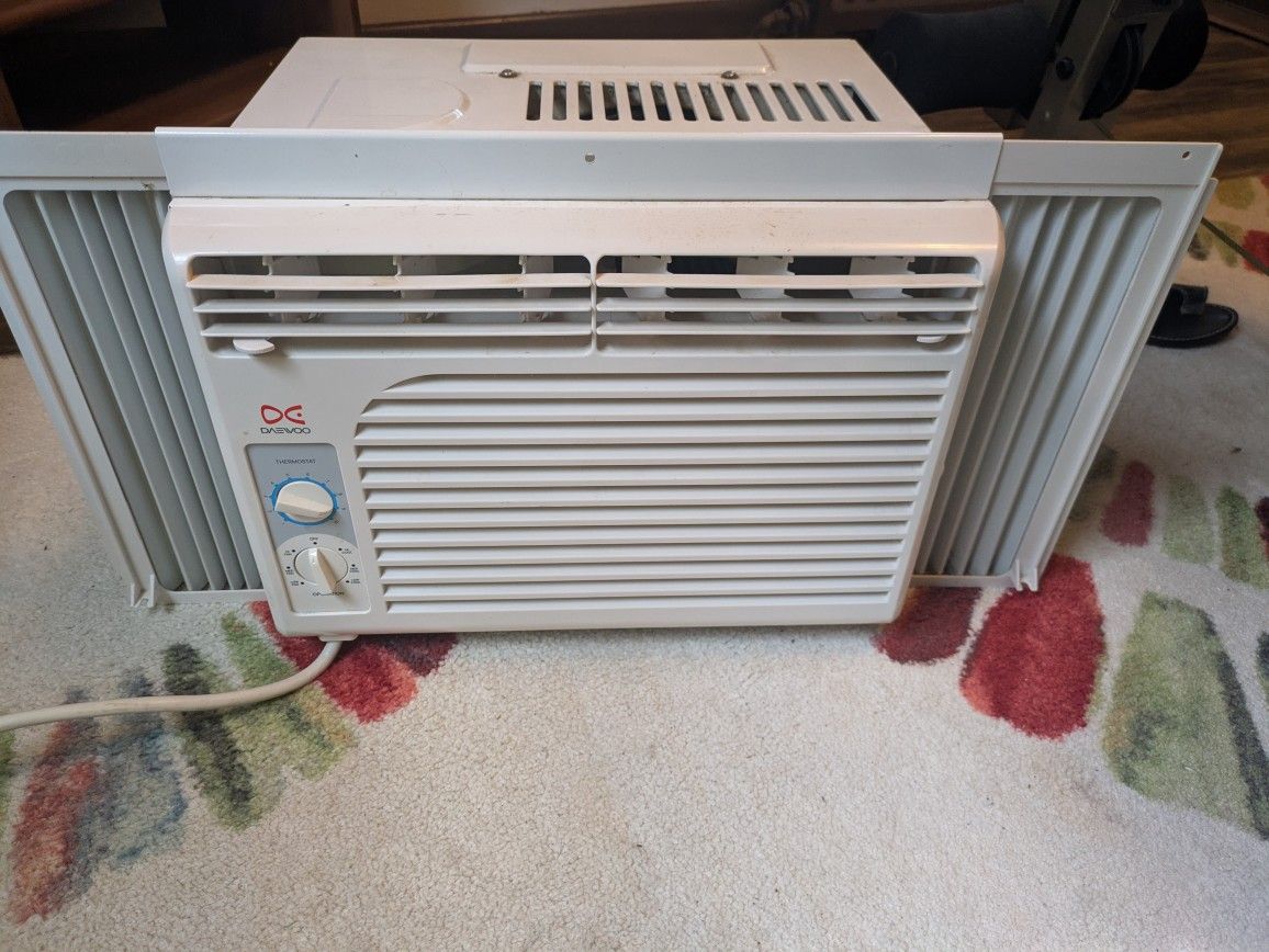 Daewoo air Conditioner