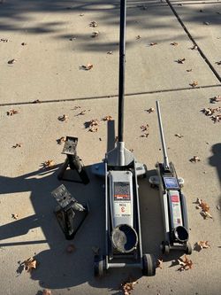 Sears 3 Ton Hydraulic Floor Jack with Jack Stands
