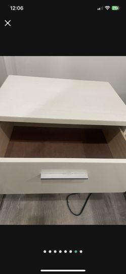 Set of 3 Modern White 2-Drawer Nightstands / Side Tables
