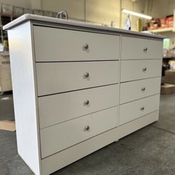 New 8 Drawer Dresser