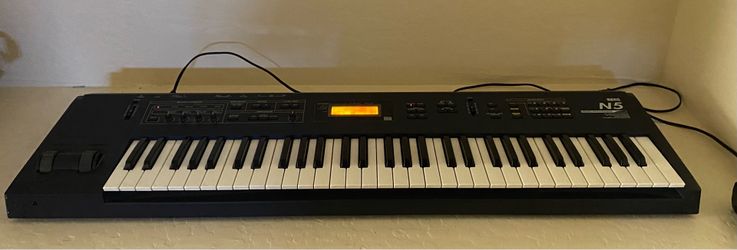 Korg N5 keyboard synthesizer synth MIDI