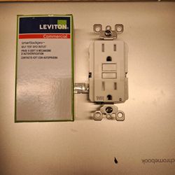 (8)Leviton 15A-125v Receptacle LIGHT Switches 