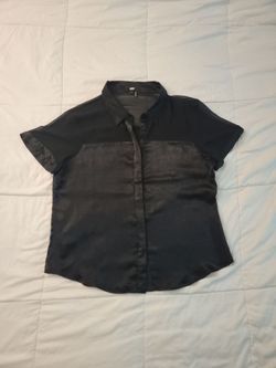 DKNY Black Satin Short Sleeve Button-Up Blouse