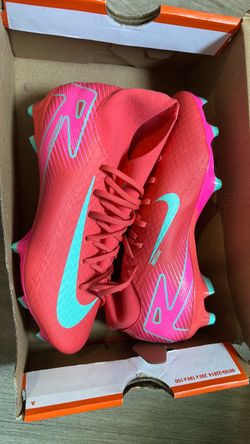 Girls soccer cleats