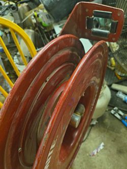 Hose manager