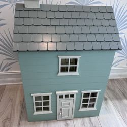 Pottery barn- Wooden doll house