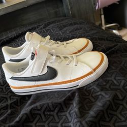 Nike Shoes 
