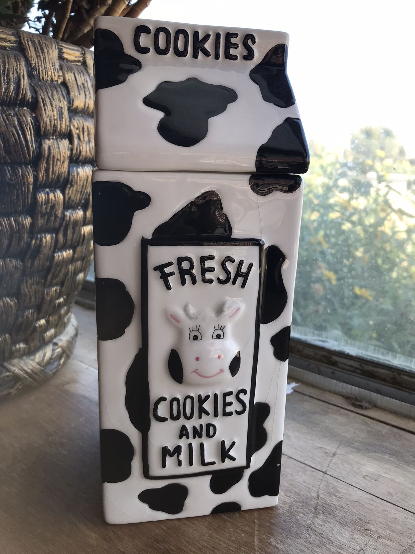Houston Harvest Vintage Cookie Jar Cow Print