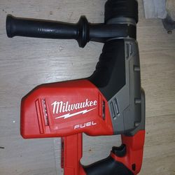 Milwaukee M18 Fuel 1-9/16" Rotary Hammer