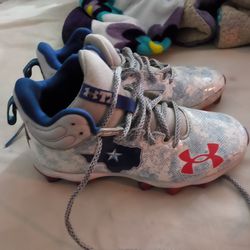 3.5 Y Rebock Bassball Cleats