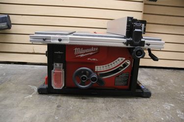MILWAUKEE 2736-20 M18 8-1/4" CORDLESS TABLE SAW WITH BATTERY