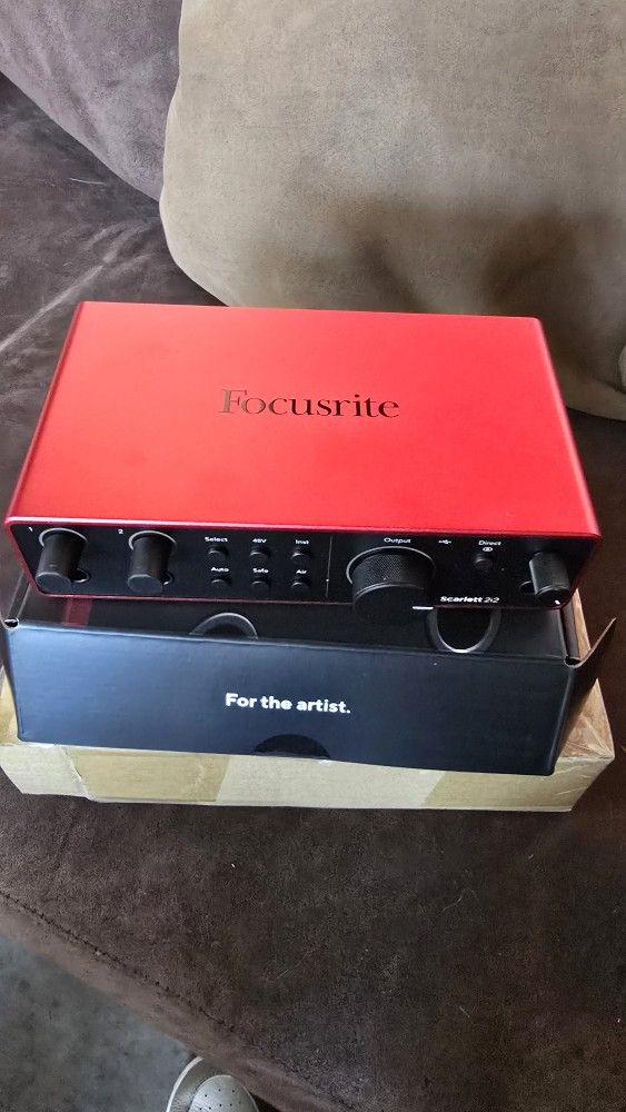 Focusrite Scarlett 2i2