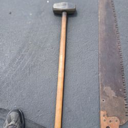 10lb. SLEDGE HAMMER 
