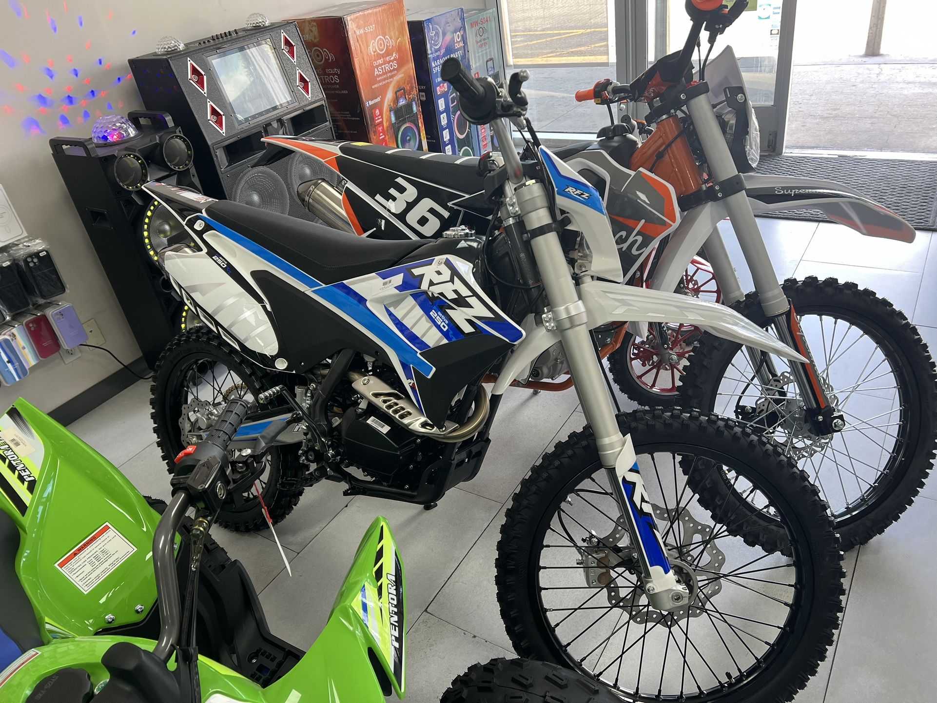RFZ Apollo 250CC Dirt Bike Brand New! Finance For $150 Down Payment!!