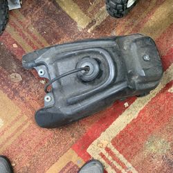 400 Ex Gas Tank No Leaks And 400 Ex Header 