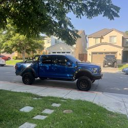 2017 Ford Raptor 