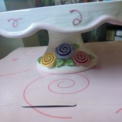 Pedestal Cake Plate