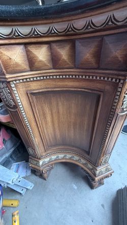 bathroom vanity