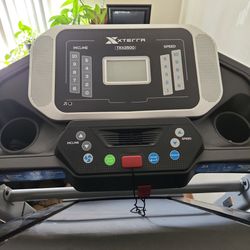 External TRX2500 Treadmill