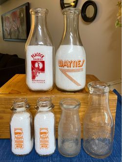 Vi ntage Bakersfield Waynes Peacock 5¢ Dairy Bottle and Milk Bottle Lot
