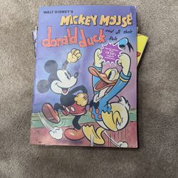 Walt Disney’s Mickey Mouse Donald Duck and All Their Pals Book 2057 Vintage