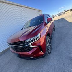 2022 Chevrolet Suburban 4WD RST