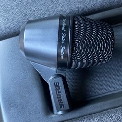 Shure PGA52 Cardioid Dynamic Kick Drum Microphone