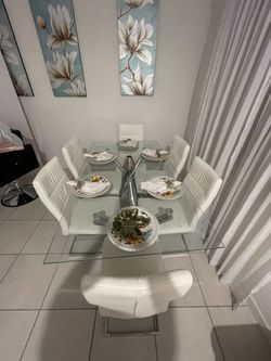 TABLE FOR 6 Gently Used 500 OBO