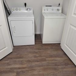 Washer & Dryer 