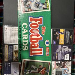 1991 Topps Football Cards (Full Set Of 660 Cards)