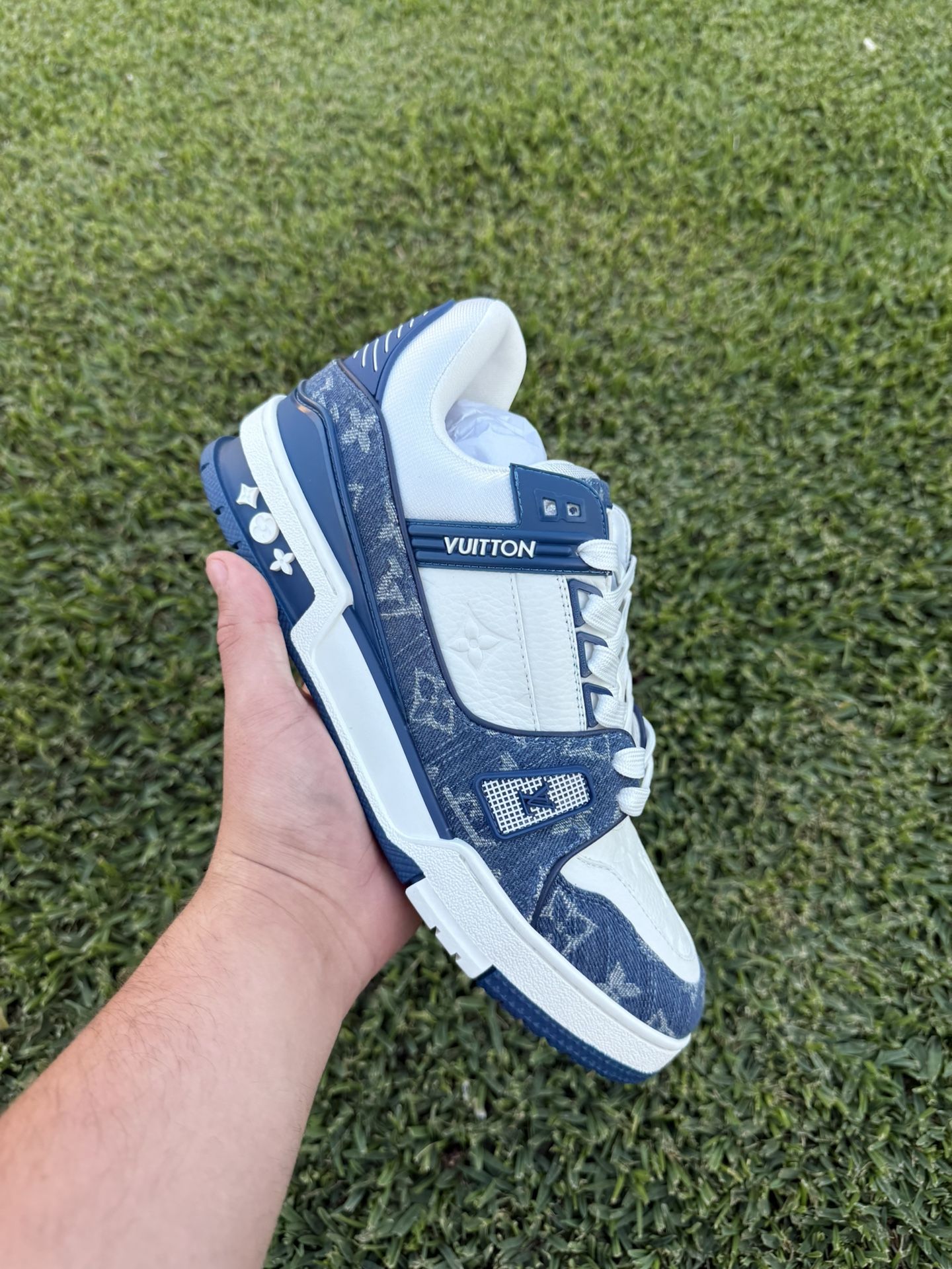 LOUIS VUITTON TRAINERS
