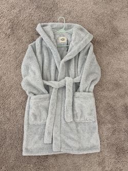 UGG robe size small
