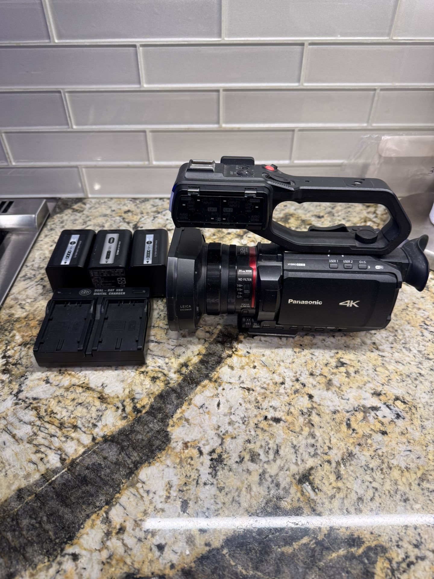 Panasonic Hc-x2000 Camcorder