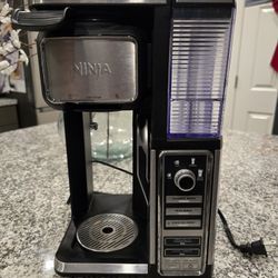 Ninja Coffee Maker CF112