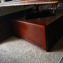 Adjustable Wooden Table