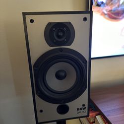 Bowers And Wilkins DM110 Speakers