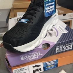 Skecher Size 8.5 Black And White