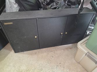 Metal cabinet
