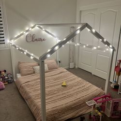 Montessori House Bed Frame, Size Full