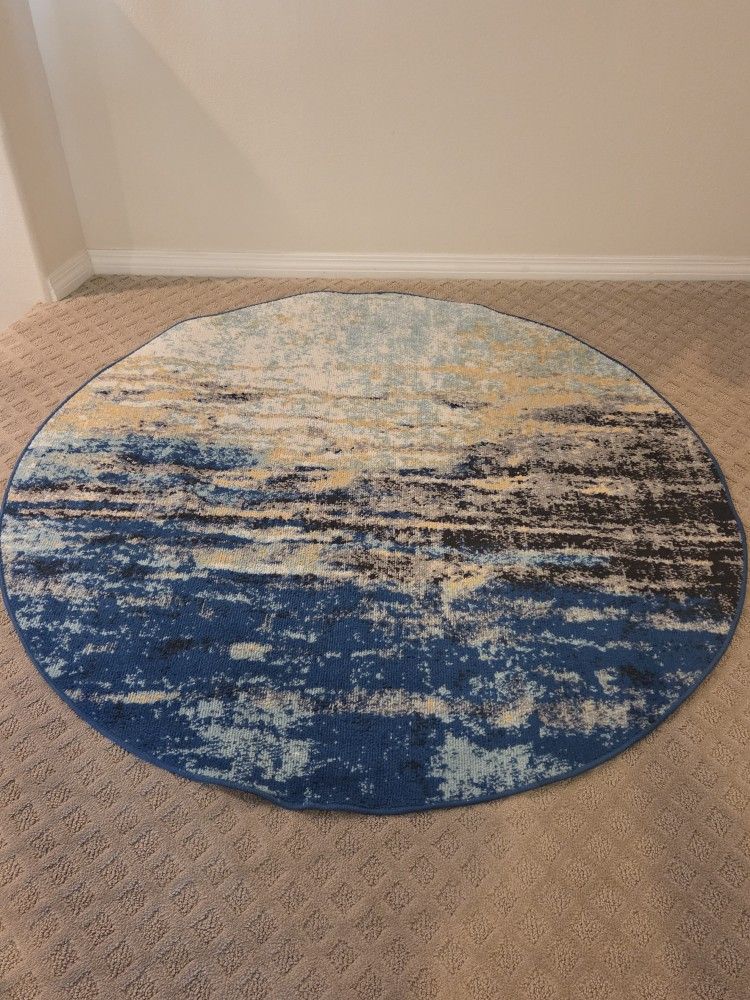 Beautiful 5ft Round Area Rug