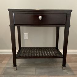 Bassett Night Stand Or End Table