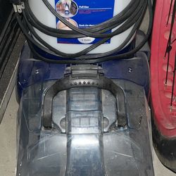 Dirt Devil Easy Steamer Deluxe Carpet Shampooer