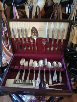 vintage 1847 Rogers Bros. silverplate flatware