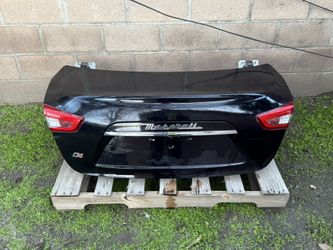 14-24 Maserati Ghibli Rear Tailgate Trunk