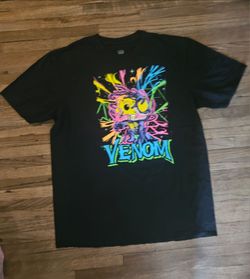 MARVEL POP! TEES COLORFULL "VENOM" LOGO MED SIZE BLACK T-SHIRT  PRE-OWNED IN GOOD CONDITION