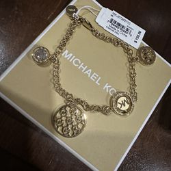 Michael Kors Charms Bracelet 