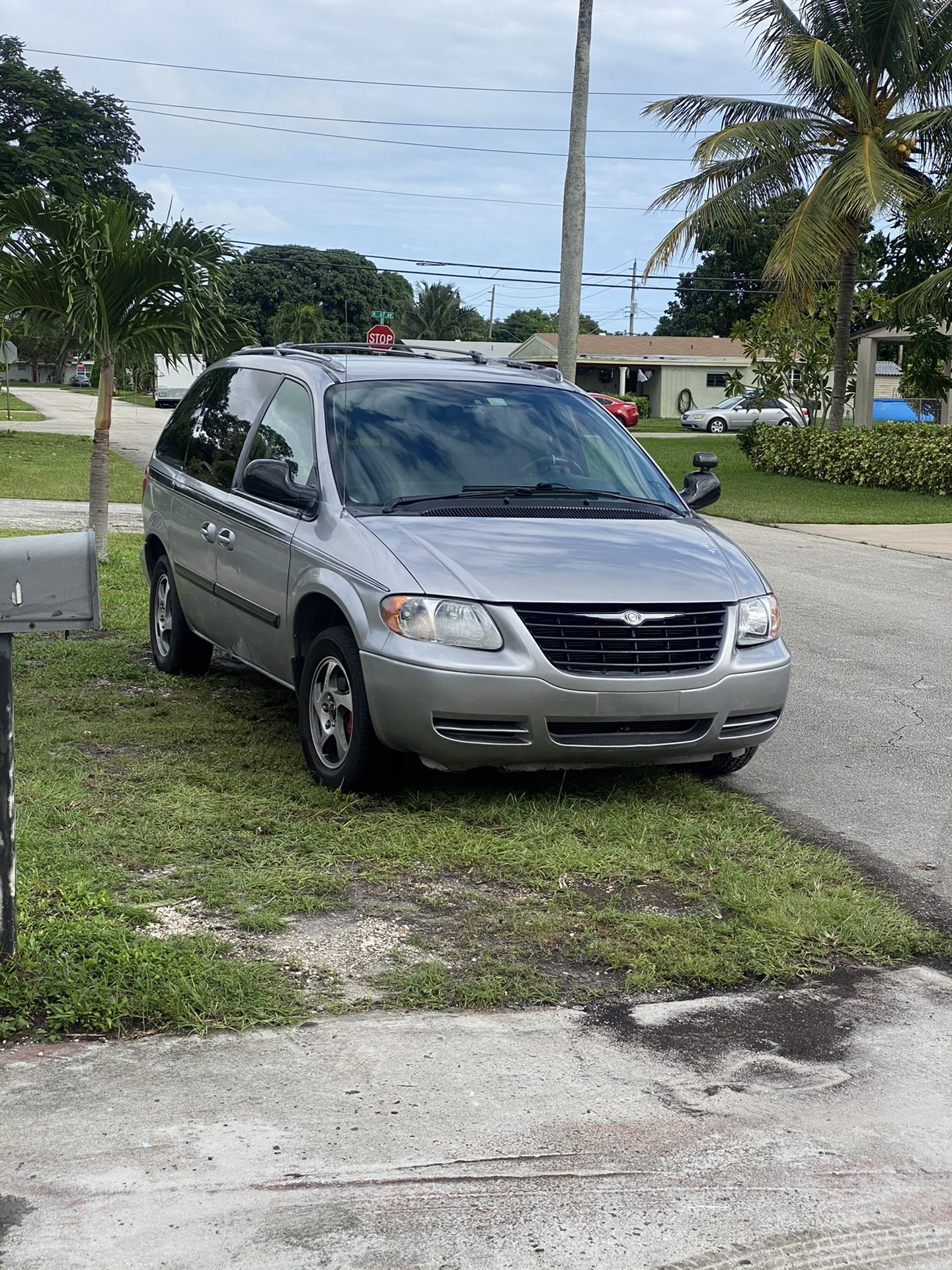 2005 Chrysler Town & Country