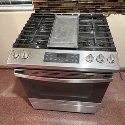GE 30” Gas Range