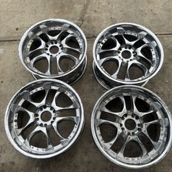 Size 18 Chrome Rims 